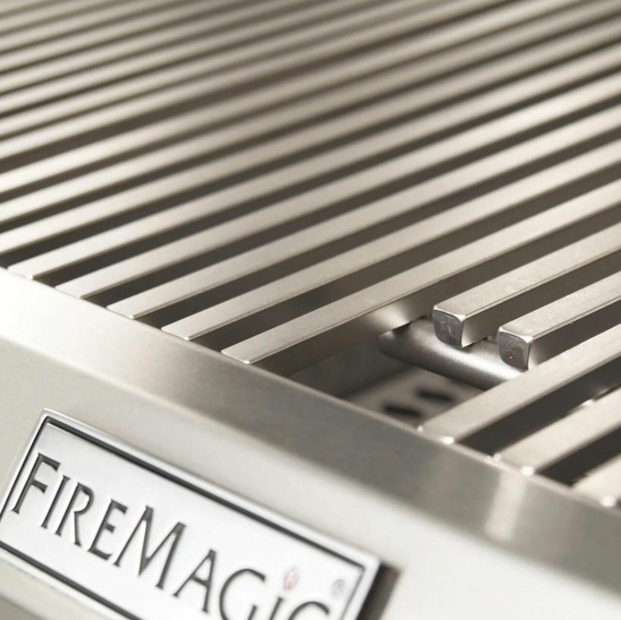 fire-magic-30-e660i-built-in-grill-w-infra-burner-rotiss-digi-thermometer 9