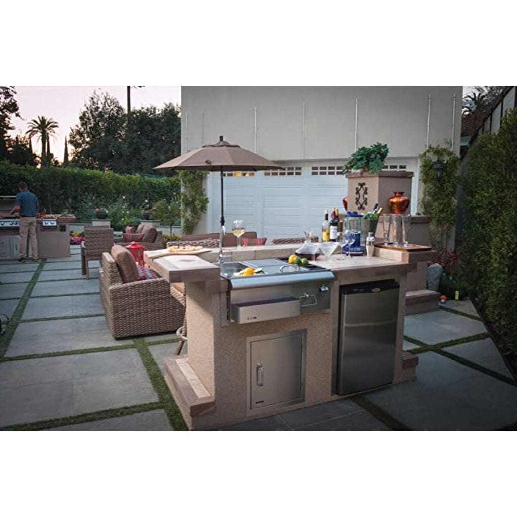 Bull 30" Stainless Steel Bar Center with sink