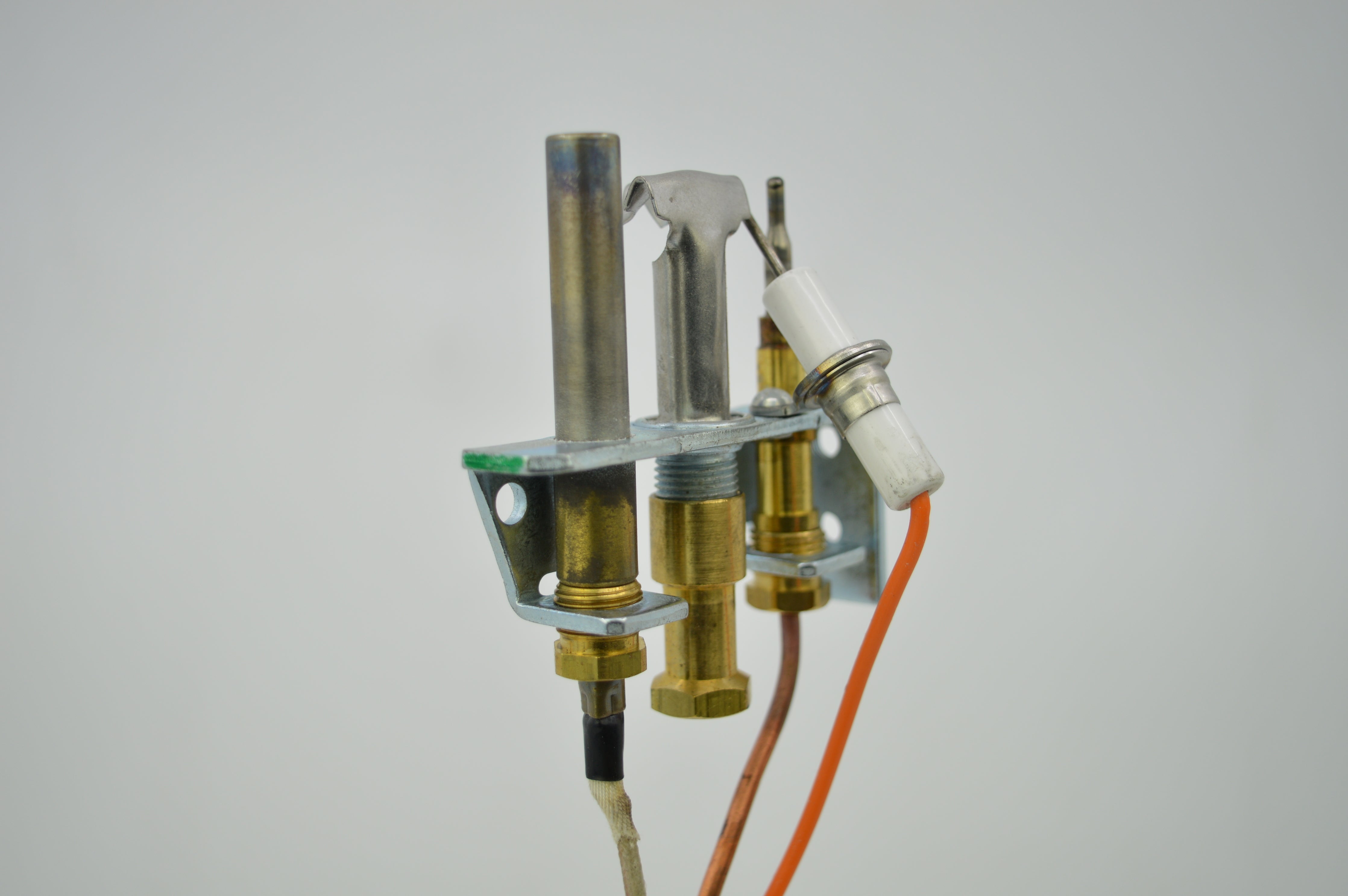 Smooth and Consistent Ignition with Robertshaw Pilot Assembly