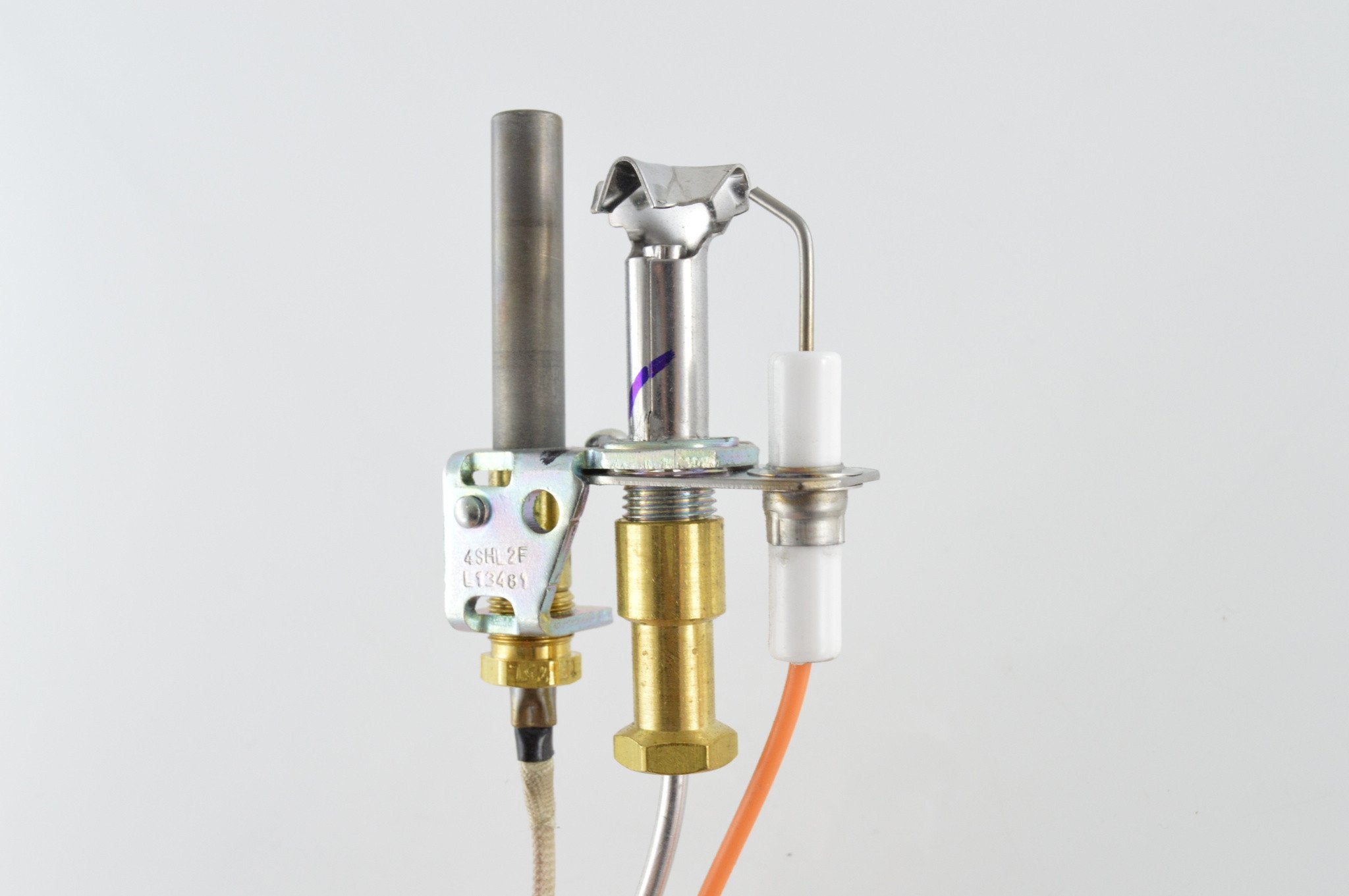 Versatility: With a length of 20 inches, this pilot assembly