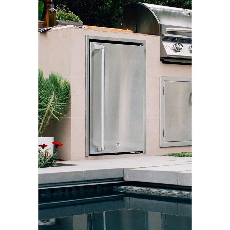 Summerset 21" 4.5 Cu.Ft. Deluxe Right/Left Hinge Compact Refrigerator - Side View