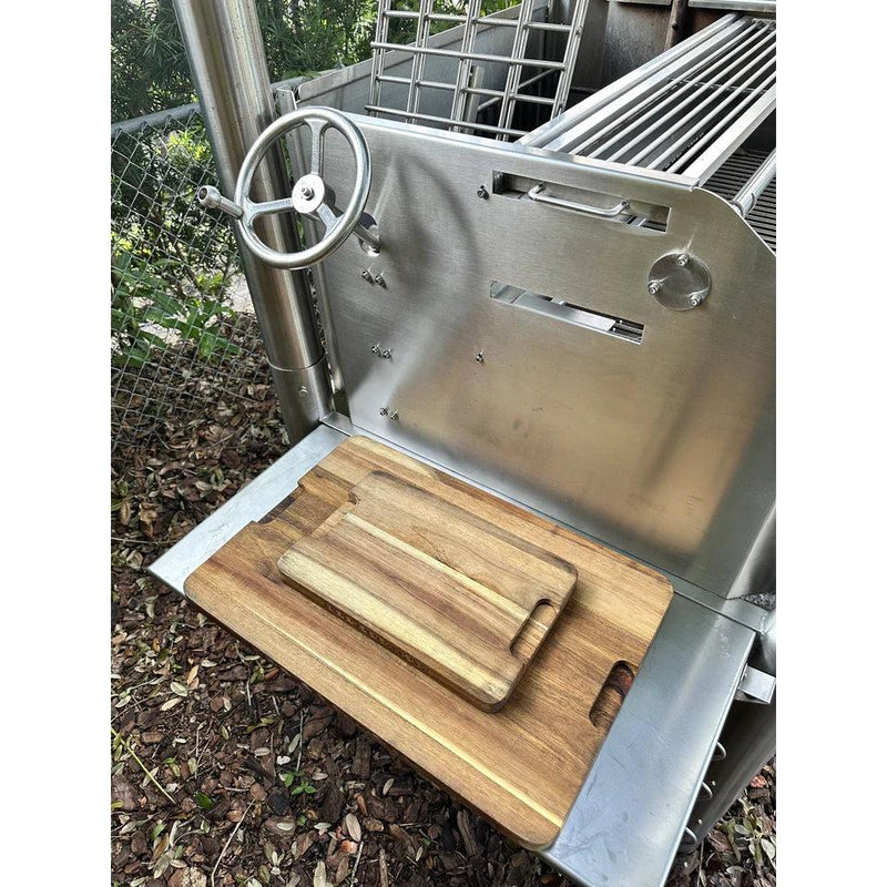 Tagwood BBQ 24" Edge-Grain Cutting and Carving Board - Close-Up